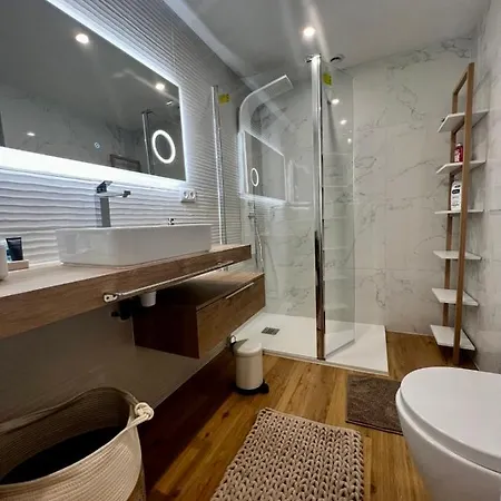 Brand New 2-bedroom In With Ac And Sea View * أنتيب