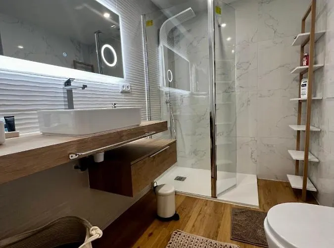 Brand New 2-bedroom In With Ac And Sea View * Antibes