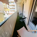 Brand New 2-bedroom In With Ac And Sea View *
