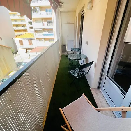 Brand New 2-bedroom In With Ac And Sea View *