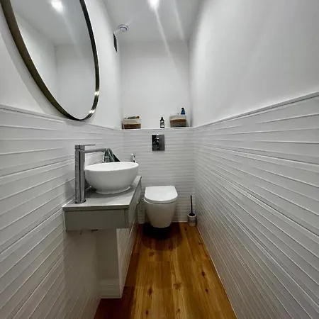 Brand New 2 Bdr In With Ac And Sea View
