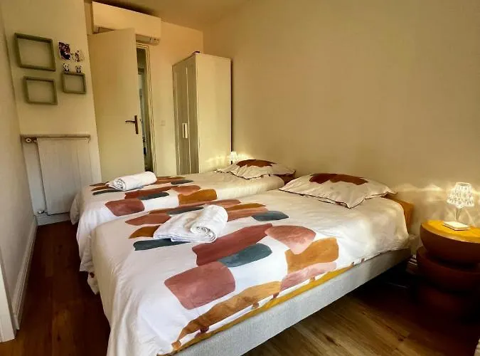 Prázdninový dům Brand New 2-bedroom In With Ac And Sea View Antibes