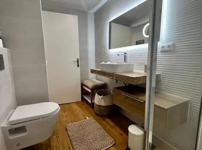 Brand New 2-bedroom In With Ac And Sea View Prázdninový dům
